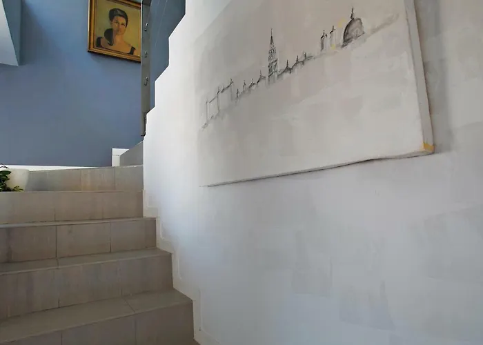 Daire Toletum Cost Lofts Diafanos O 2dormitorios Parking Municipal Gratis Al Aire Libre A 100m Toledo