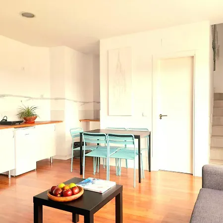 Toletum Cost Lofts Diafanos O 2dormitorios Parking Municipal Gratis Al Aire Libre A 100m شقة توليدو