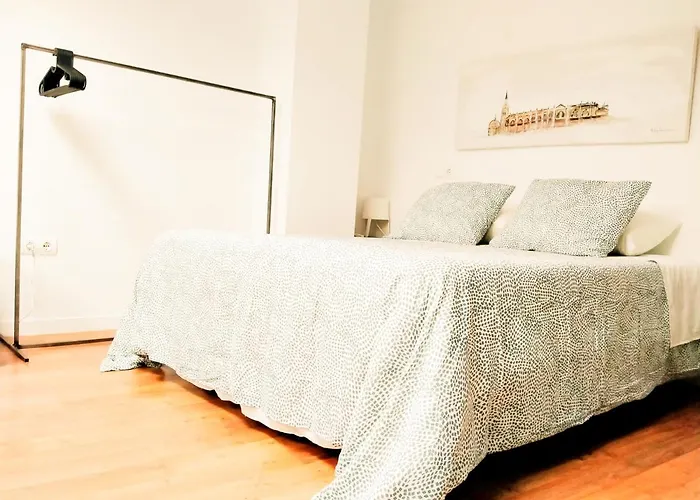 Toletum Cost Lofts Diafanos O 2dormitorios Parking Municipal Gratis Al Aire Libre A 100m